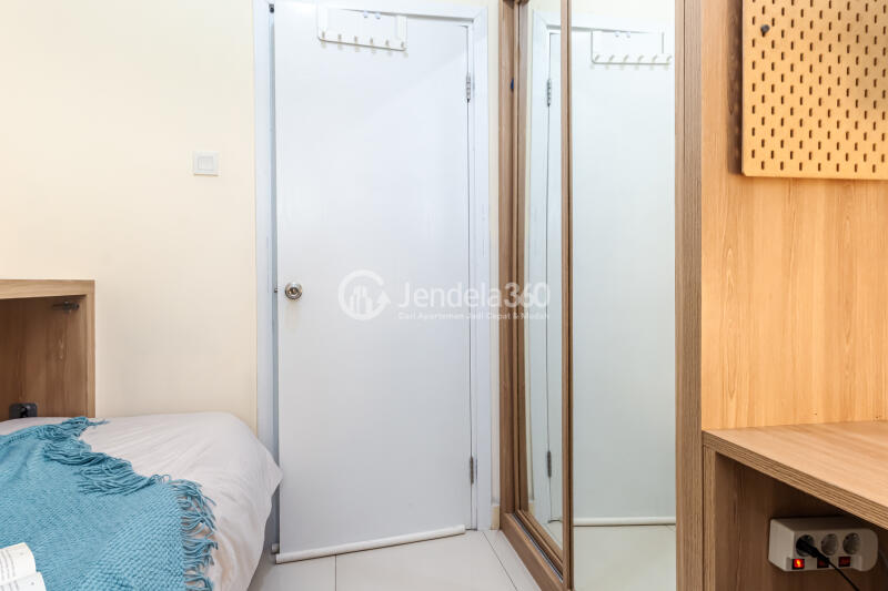 Bedroom 2 Low Floor 2BR Apartment with  View at Green Pramuka City Apartment