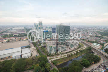 Balcony High Floor Studio Apartment with  View at Tifolia Apartment