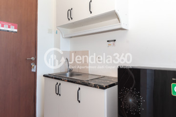 Kitchen High Floor Studio Apartment with  View at Tifolia Apartment