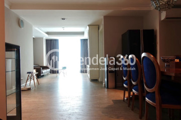 Dining Room Spacious 3BR Apartment Middle Floor with City View at Puri Imperium Apartment