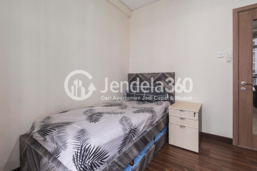 Bedroom High Floor 1BR Apartment with Swimming Pool View at Puri Orchard Apartment
