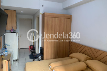 Bedroom Studio Apartment with Swimming Pool View at Patraland Urbano Apartment