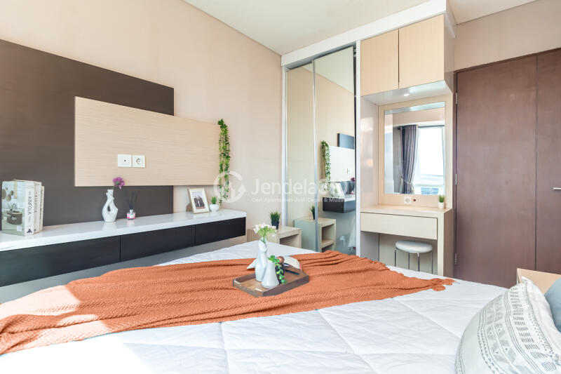 Bedroom Low Floor 1BR Apartment with City View at Callia Apartment