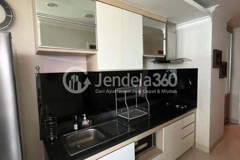 Kitchen Tidy 2BR Apartment Middle Floor with City View at Kuningan Place Apartment