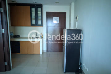 Kitchen 1BR Saveria Apartment at Low Floor