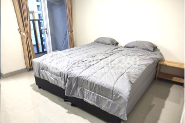 Bedroom Strategic Location Studio Apartment Middle Floor with City View at Skyline Paramount Serpong