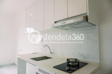 Kitchen Modern Studio Apartment High Floor with  View at Sky House Alam Sutera