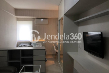 Living Room Stunning 1BR Apartment Low Floor with  View at Aeropolis Crystal Residence