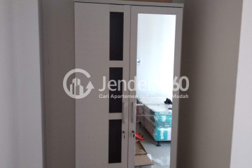 Bedroom Low Floor Studio Apartment with Swimming Pool View at Skyline Paramount Serpong
