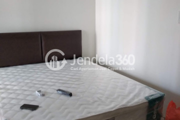 Bedroom Low Floor Studio Apartment with Swimming Pool View at Skyline Paramount Serpong