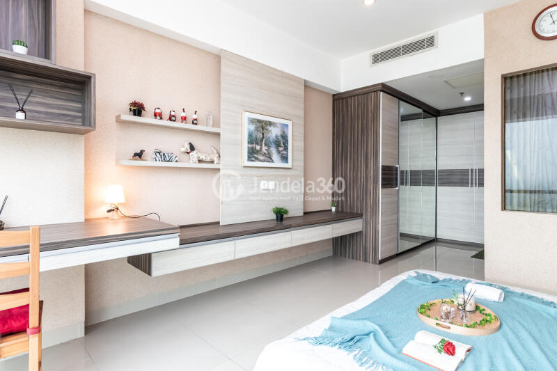 Bedroom Trendy 1BR Apartment at U Residence Karawaci High Floor