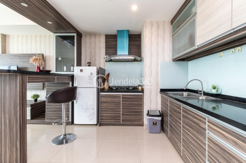 Kitchen Trendy 1BR Apartment at U Residence Karawaci High Floor