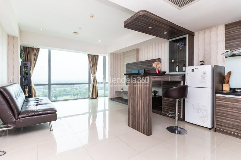 Living Room Trendy 1BR Apartment at U Residence Karawaci High Floor