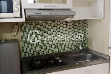 Kitchen Low Floor Studio Apartment with  View at Tamansari Skylounge Apartment