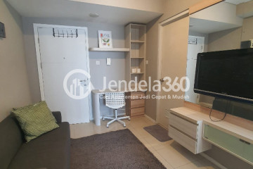 Living Room Simply Look 1BR Apartment Low Floor with City View at Parahyangan Residence