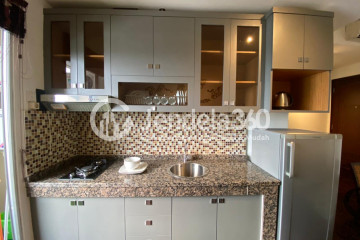 Kitchen Middle Floor 2BR Apartment with City View at Mediterania Marina Ancol Apartment
