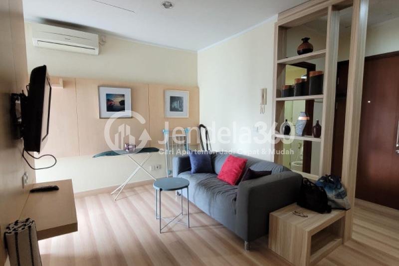 Living Room 1BR Apartment with City View at Sahid Sudirman Residence