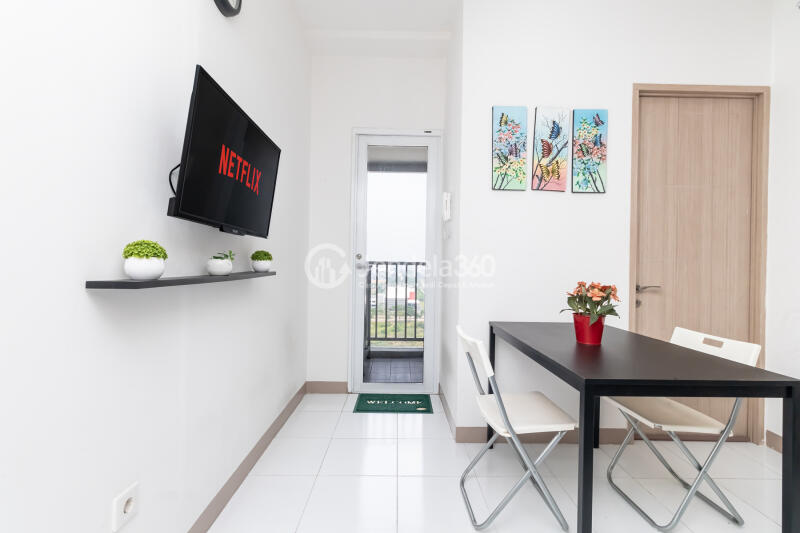 Living Room 2BR Apartment with City View at Tokyo Riverside Apartment