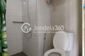 Bathroom 1BR Taman Melati Sinduadi Apartment at Low Floor