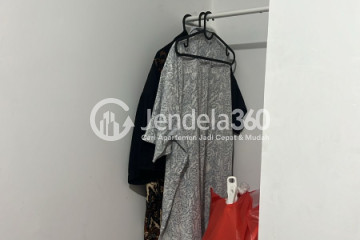 Bedroom Spotless Studio Apartment Low Floor with City View at Urban Heights Residence