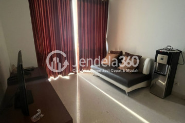 Living Room Middle Floor 3BR Apartment with City View at Lucky Tower Residence