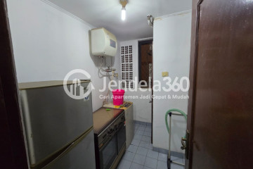 Kitchen Spacious 2BR Apartment at Crown Court Executive Condominium Tower 2