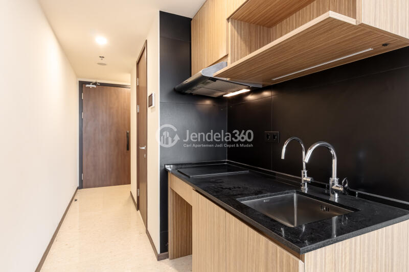 Kitchen Low Floor Studio Apartment with  View at Branz Mega Kuningan Apartment