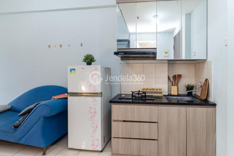 Kitchen Good Deal 2BR Apartment at Sunter Park View Apartment Tower B