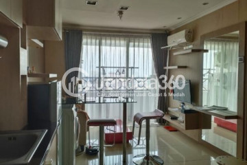 Living Room High Floor 1BR Apartment with City View at Green Central City Apartment
