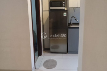 Living Room Excellent 1BR Apartment Low Floor with City View at The Kensington Royal Suites