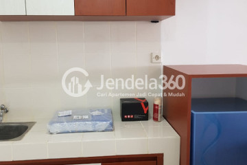 Kitchen High Floor Studio Apartment with City View at Urban Heights Residence