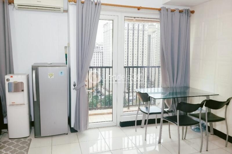 Balcony 1BR Apartment with City View at The Boutique At Kemayoran