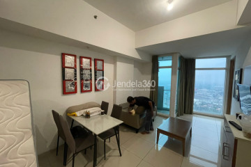 Living Room Spacious 2BR Apartment at Tree Park City High Floor