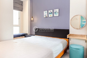 Bedroom 1 2BR Apartment with Swimming Pool View at Elpis Residence Apartment