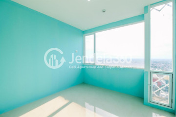 Bedroom High Floor Studio Apartment with City View at Saladdin Mansion