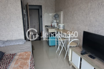 Kitchen Studio Monroe Jababeka Apartment at Low Floor