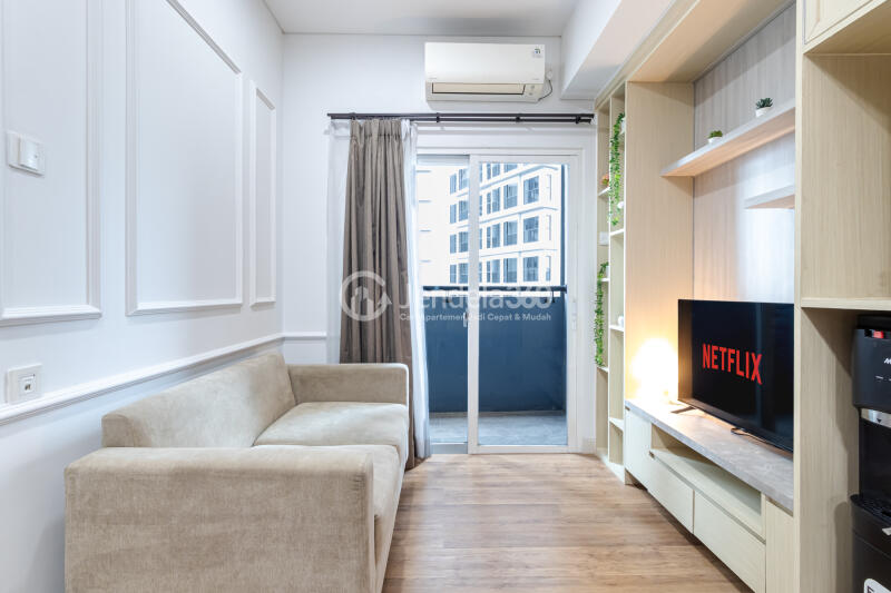 Living Room Middle Floor 2BR Apartment with City View at Roseville SOHO & Suites