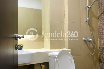 Bathroom Cozy 1BR Apartment Middle Floor with City View at GP Plaza Apartment