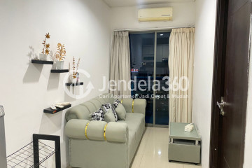 Living Room Cozy 1BR Apartment Middle Floor with City View at GP Plaza Apartment
