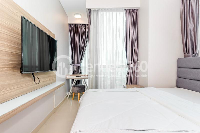 Bedroom 1 Low Floor 2BR Apartment with  View at Kuningan Place Apartment