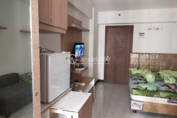 Bedroom Middle Floor 1BR Apartment with  View at Cinere Resort Apartment