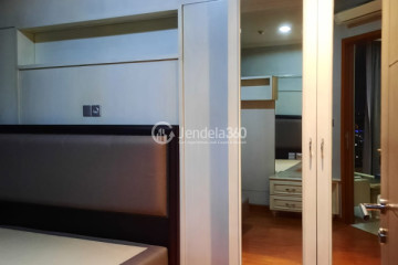 Bedroom Relaxed Studio Apartment High Floor with City View at Ancol Mansion Apartment