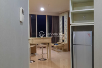 Living Room Relaxed Studio Apartment High Floor with City View at Ancol Mansion Apartment