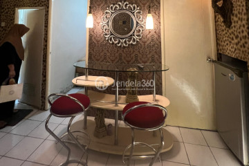 Dining Room Fancy 2BR Apartment at Modernland Golf Apartment Tower Biru