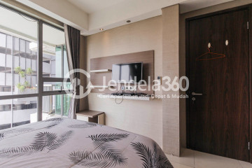 Bedroom 1 Elegant and Cozy 2BR Apartment with Jacuzzi at ST Mortiz Apartment