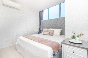 Bedroom 1 High Floor 4BR Apartment with City View at GP Plaza Apartment