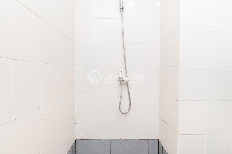 Bathroom Excellent 1BR Apartment at Akasa Pure Living Apartment Tower Kirana