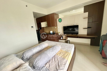 Bedroom Stunning Studio Apartment Low Floor with  View at Skyline Paramount Serpong