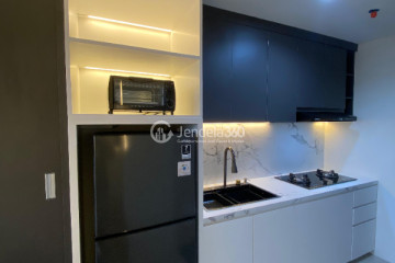 Kitchen Middle Floor Studio Apartment with City View at Mahata Serpong Apartment