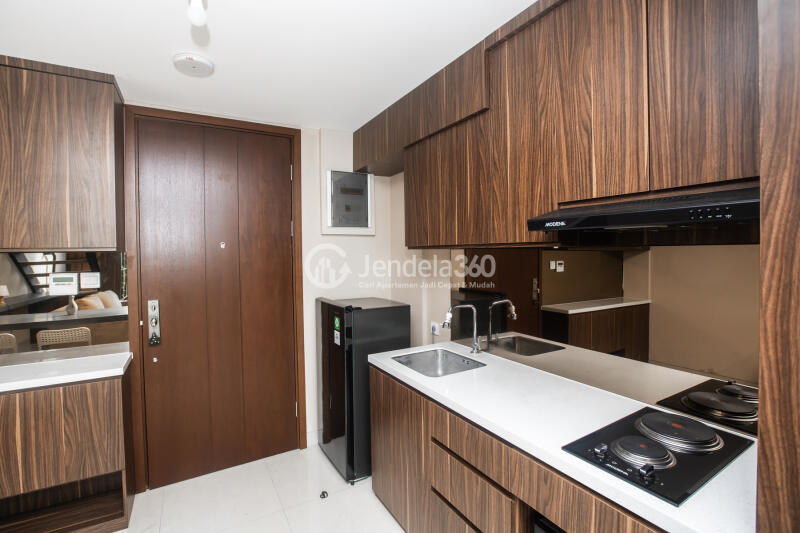 Kitchen 1BR U Residence Karawaci Apartment at High Floor